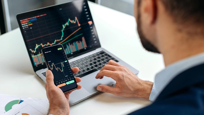 Instant +300 Bank Trading Plattform